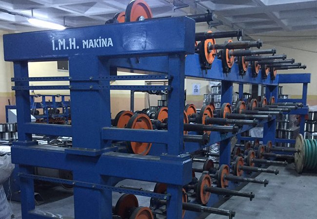 خط سحب الأسلاك